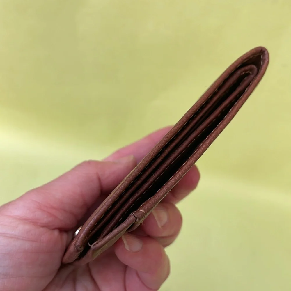 Light brown Alpino Swiss leather wallet/card holder
